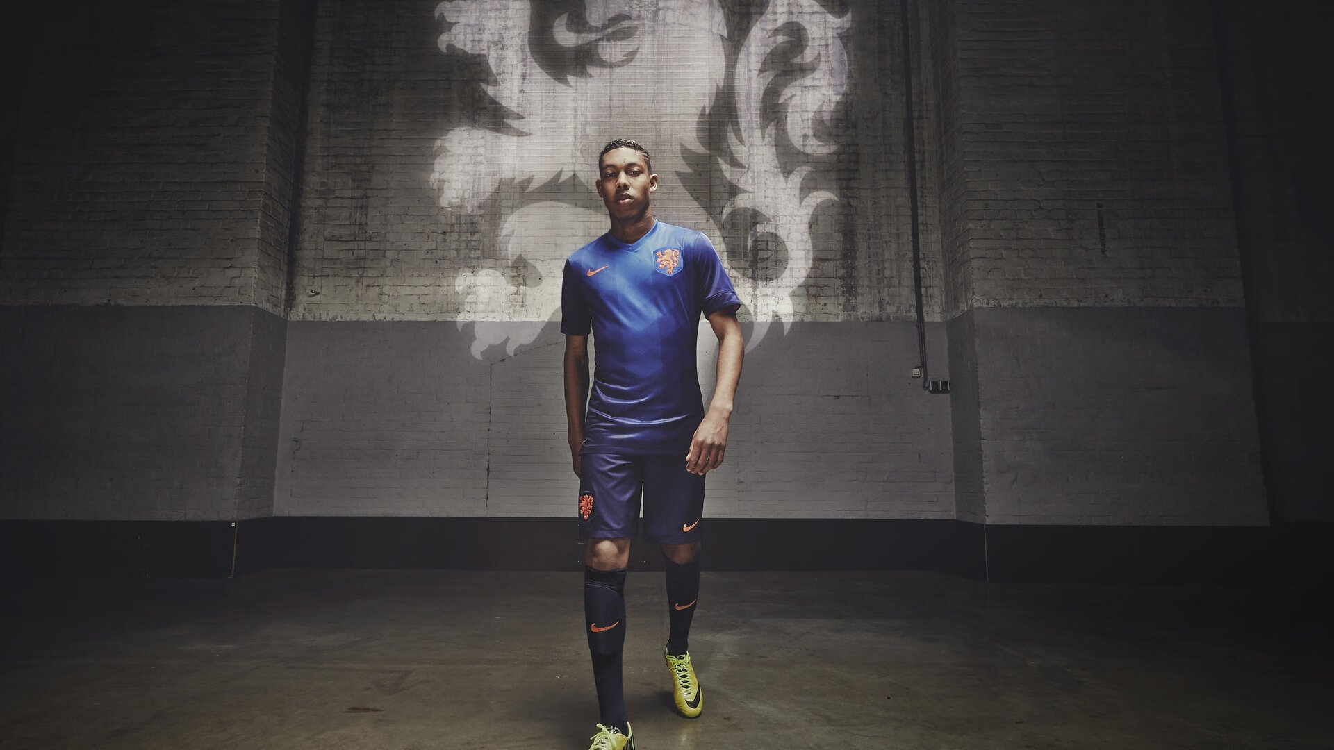 FB体育官网-西决生死战之夜，伊布完成自我救赎