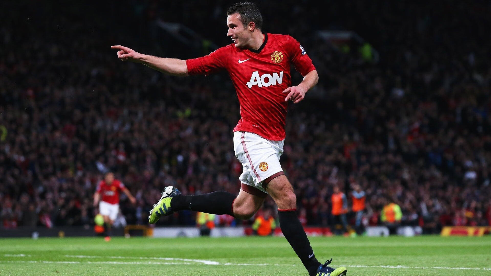 世界杯2026-欧冠淘汰赛之夜，法比尼奥主宰比赛走向